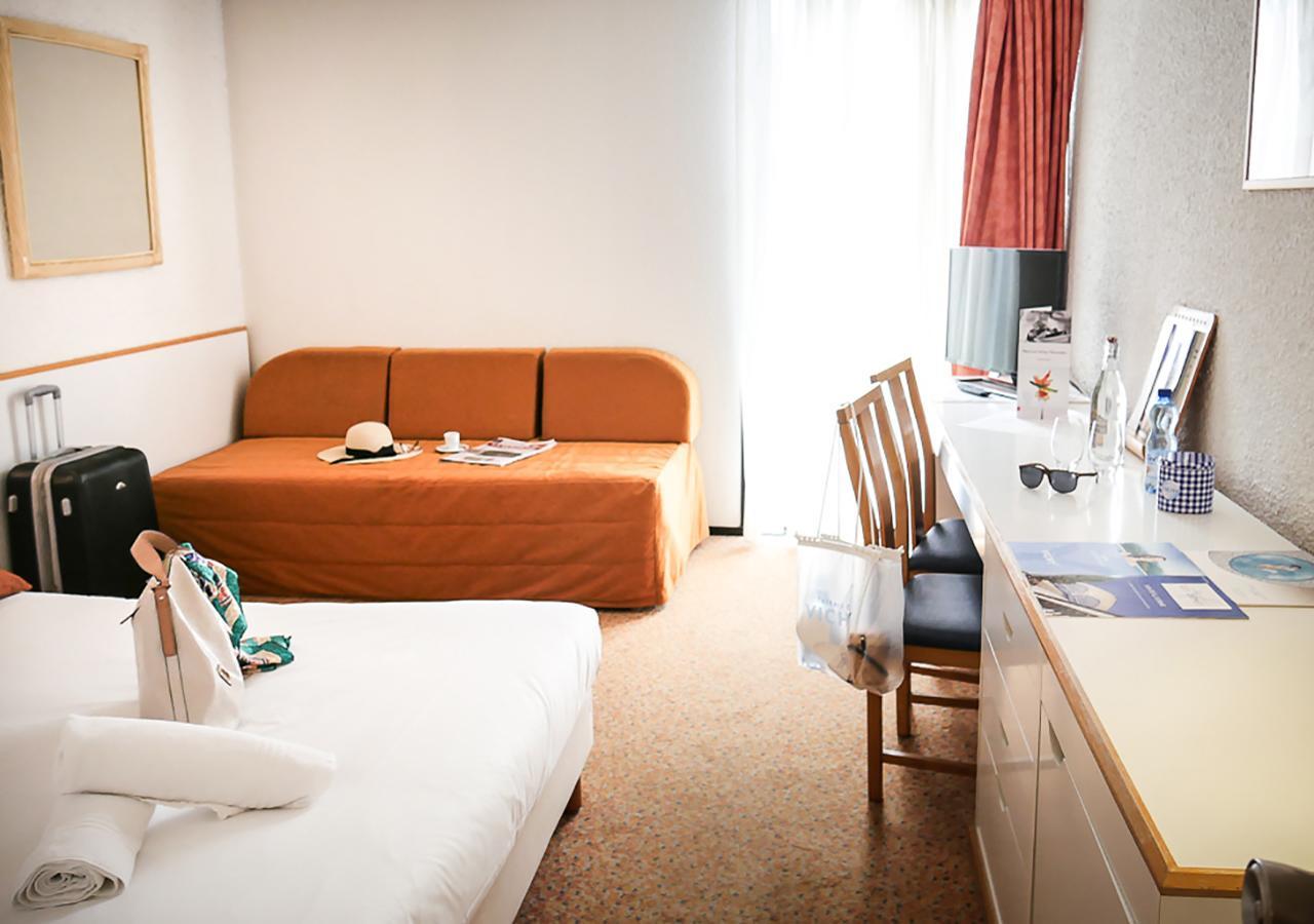 וישי Hotel Des Thermes Les Domes מראה חיצוני תמונה